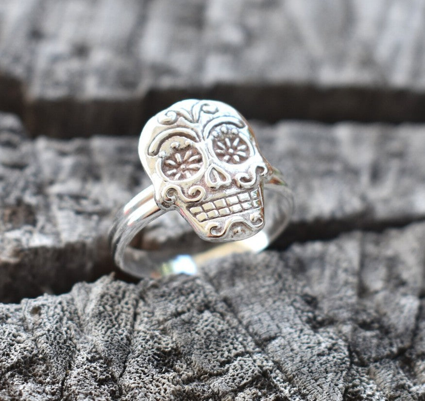 Retro Sugar Skull Silver Ring- Day of The Dead Fashion