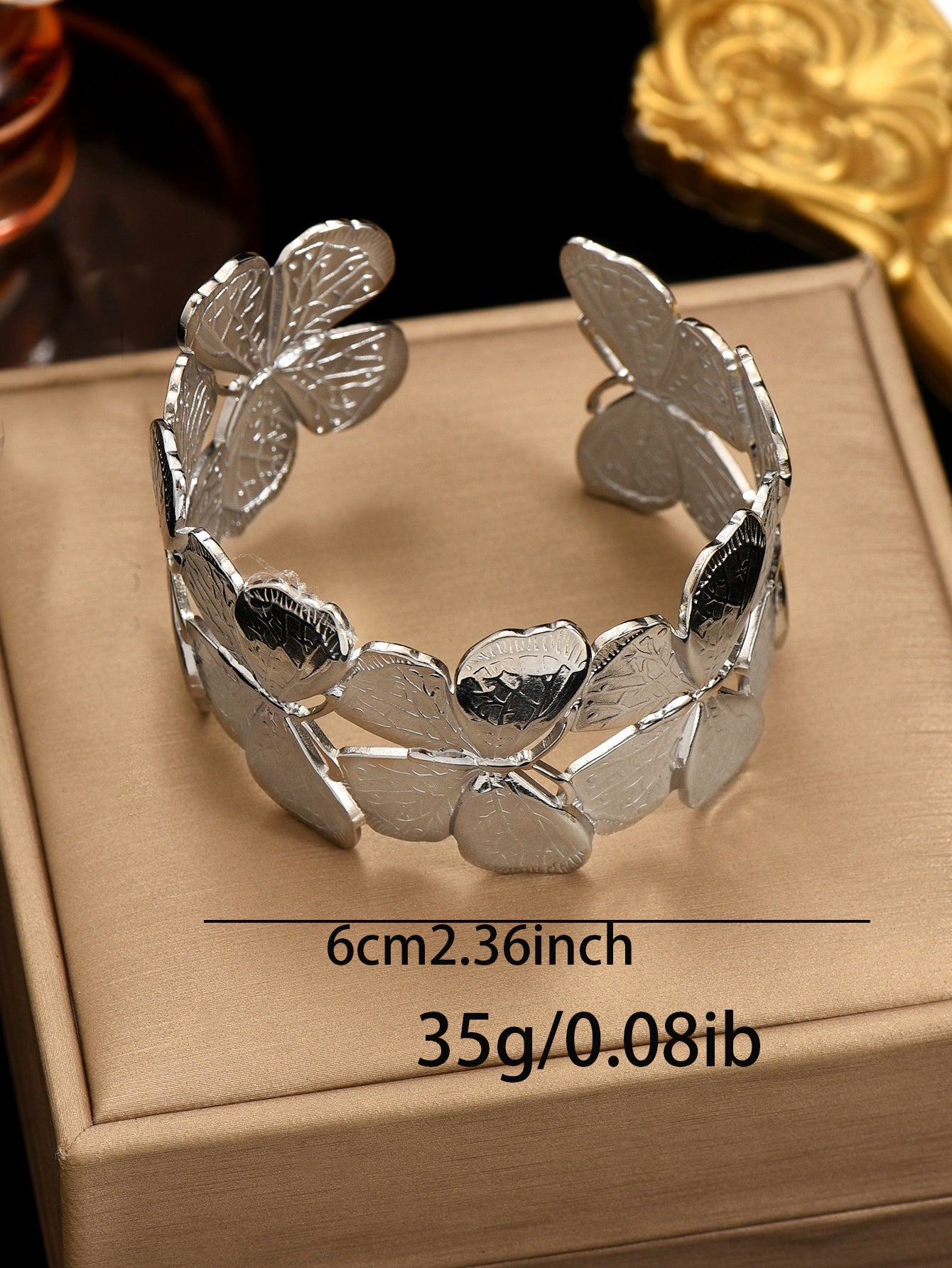 Lxalry Platinum Plated Stainless Steel Floral Carved Mirror Bracelet -Hypoallergenic