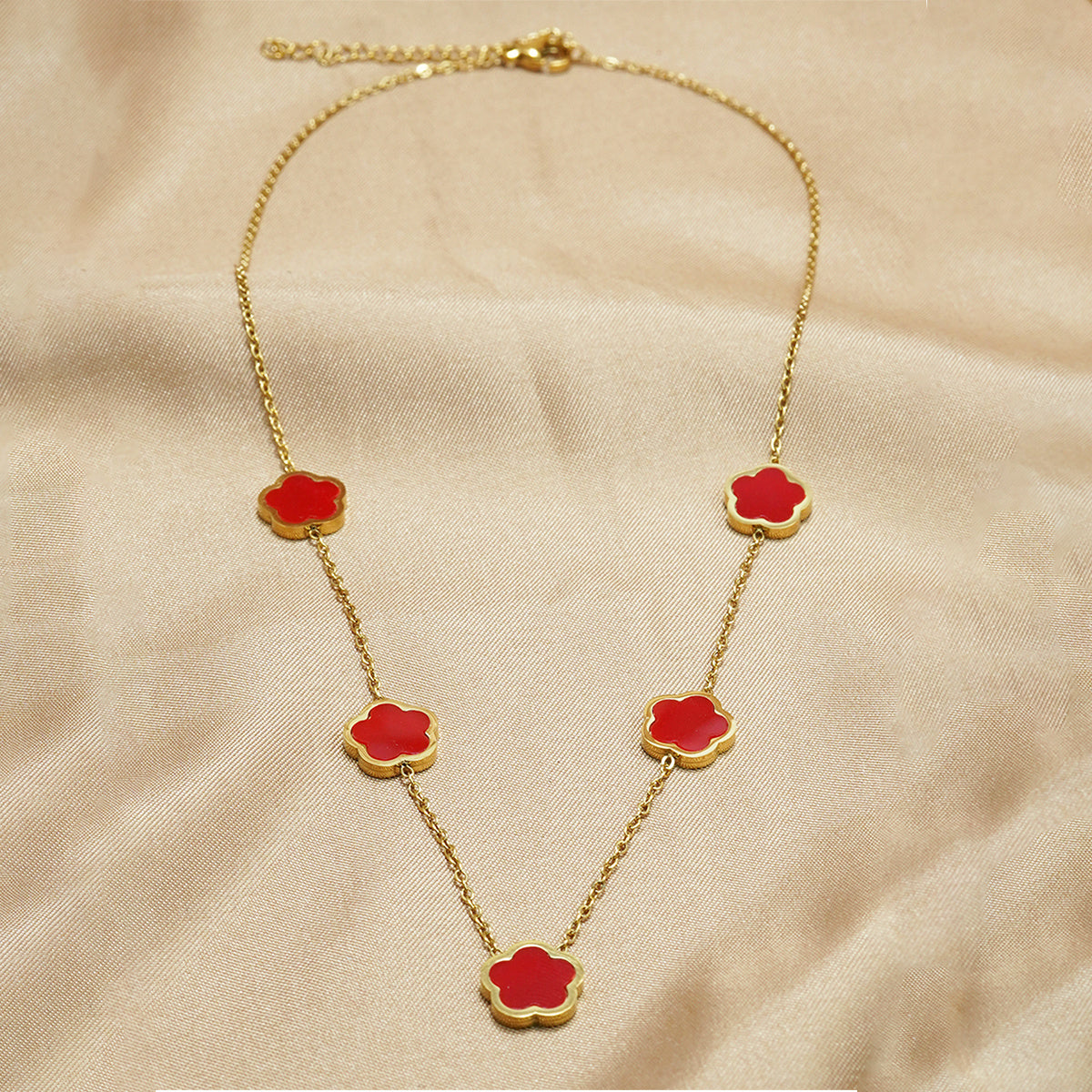 Lxalry 18K Gold Plated Five Leaf Clover Necklace | Modern Minimalist Jewelry