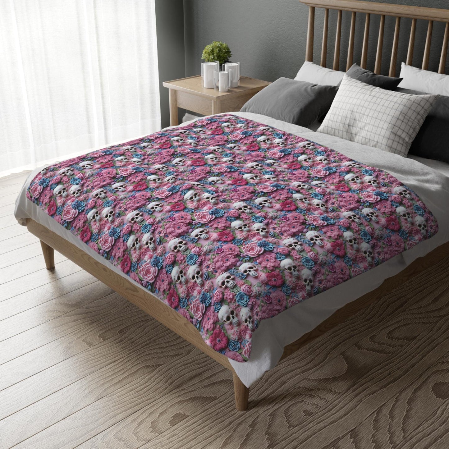 Skull & Floral Velveteen Blanket, Two- Sided Cozy Throw for Home Decor, Perfect for Halloween, Day of the Dead, Gothic Style, Unique Gift