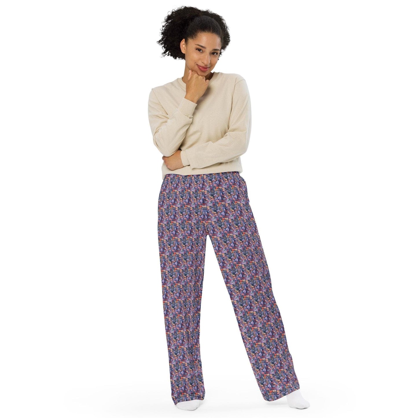 Delightful Floral Dream: Women's All-Over Print Casual Pajama Pants