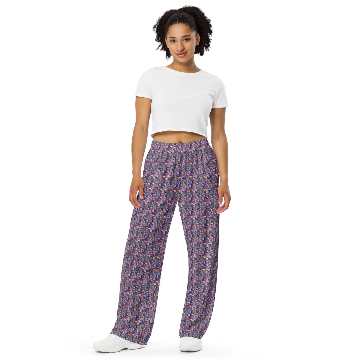 Delightful Floral Dream: Women's All-Over Print Casual Pajama Pants