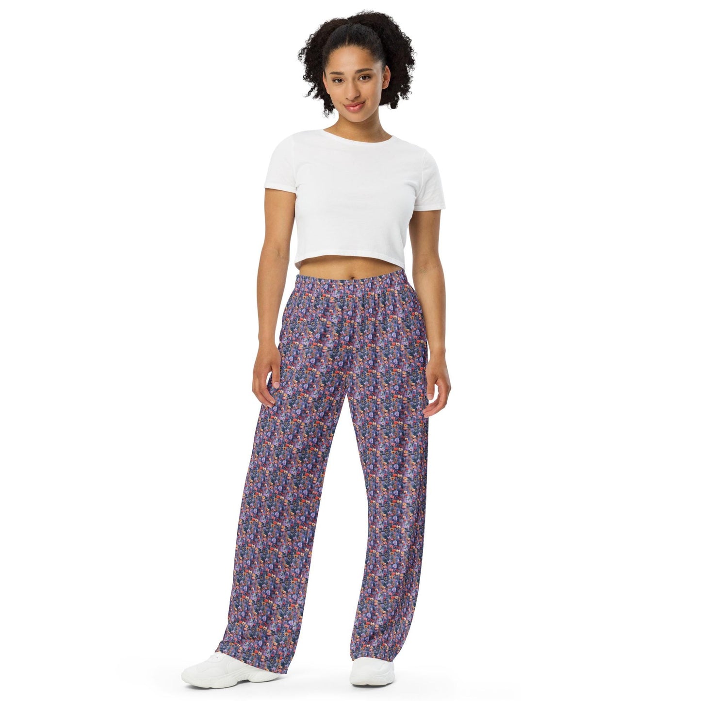Delightful Floral Dream: Women's All-Over Print Casual Pajama Pants