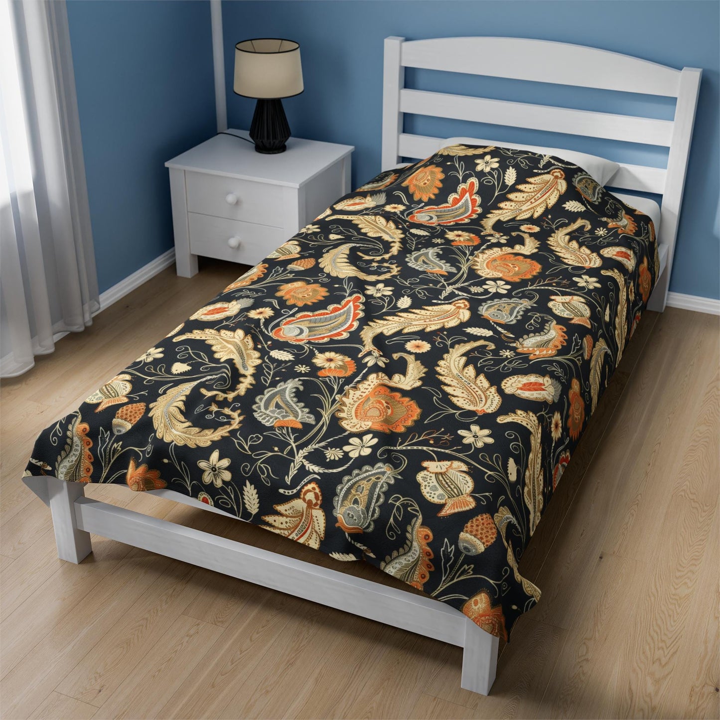 Bohemian Paisley Velveteen Plush Blanket, Cozy Throw for Home Decor, Stylish Gift, Bedroom Accent, Perfect for All Seasons