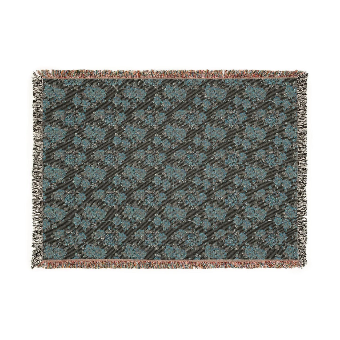 Cozy Woven Blanket, Warm Floral Throw for Home Decor, Blanket for Picnics, Gift for Her, Boho Bedroom Accessory