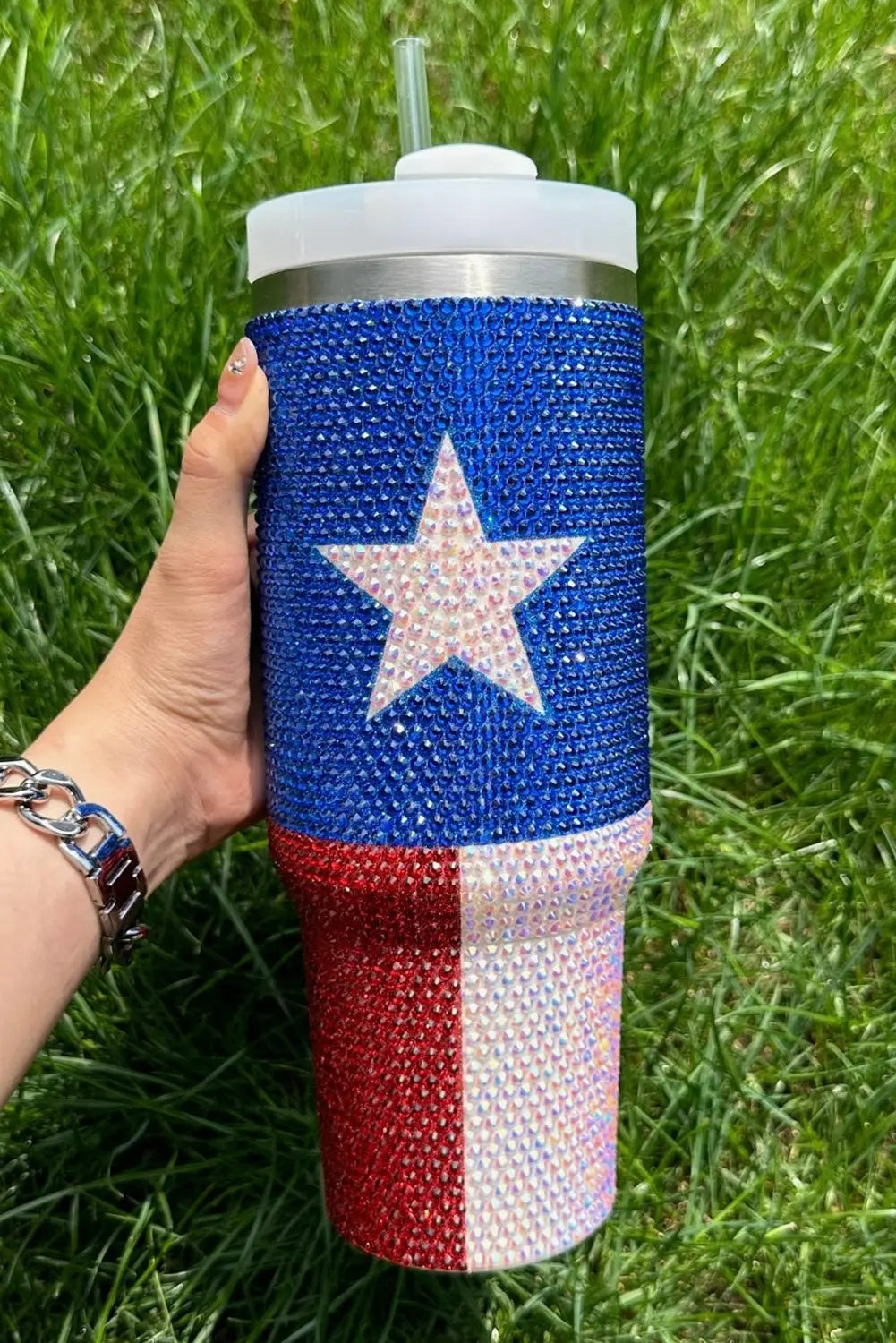 Celebrate Independence Day with The Aurora Touch – Festive Fashion & Home Decor! - The Aurora Touch