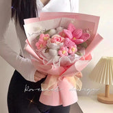 Rose and tulip knitted bouquet - The Aurora Touch