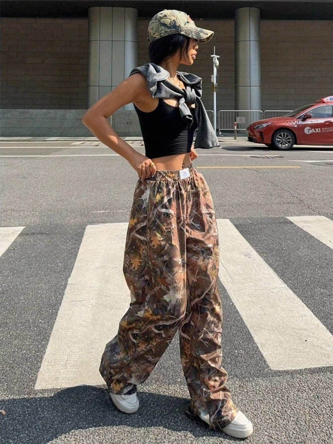 Womes's Slimming Casual Hip-Hop Retro Street Multi-Pocket Camouflage Cargo Pants
