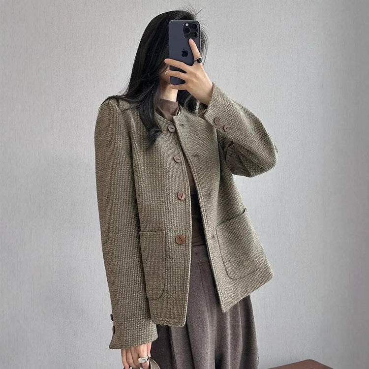 Elegant Womens Vintage Coat