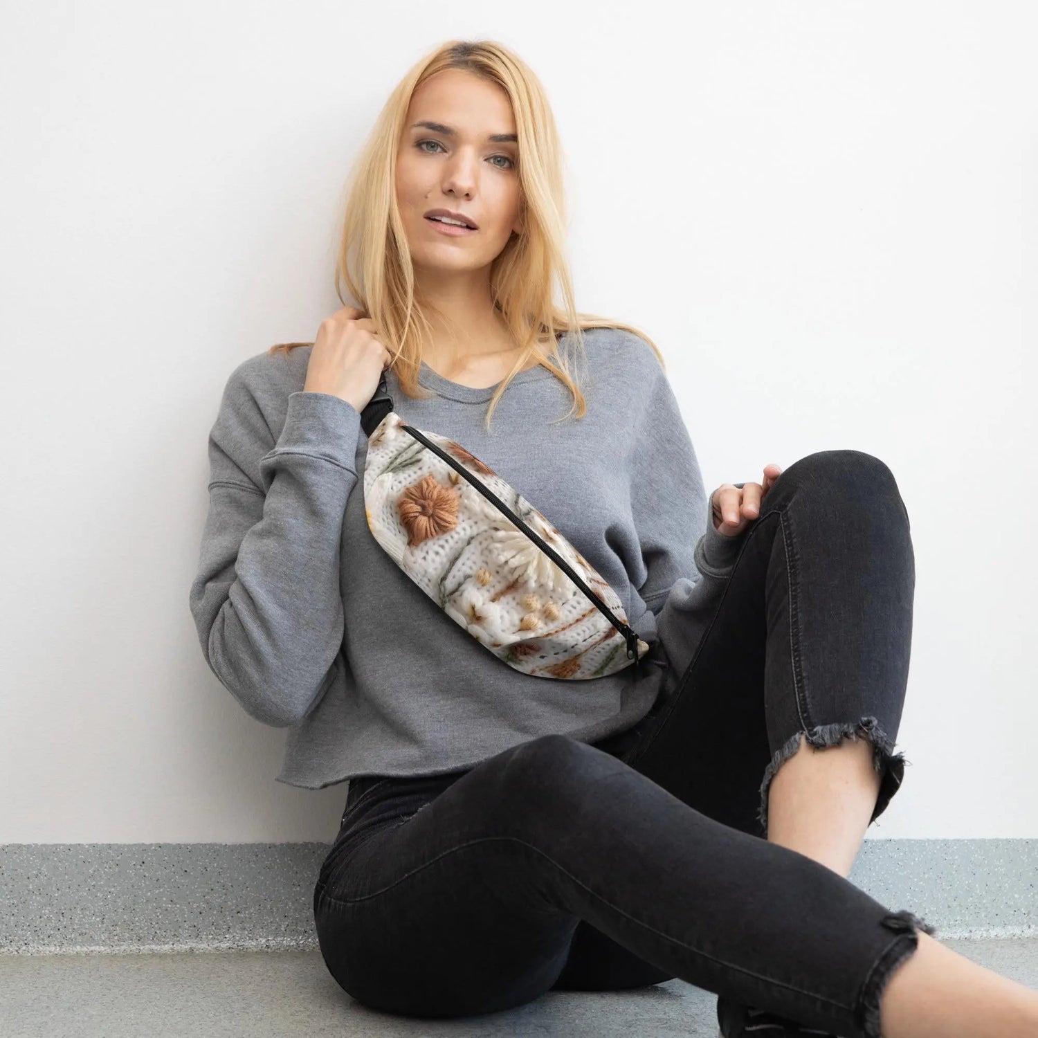 Fanny Pack, crotchet floral everyday casual school work fashion style wallet credit cards cell phone makeup all pupose hands free pouch