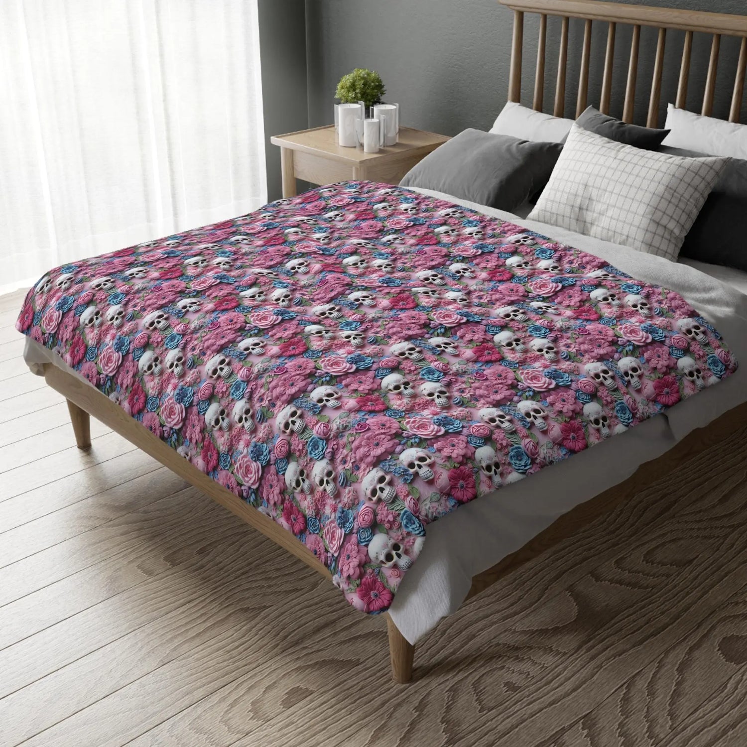 Skull & Floral Velveteen Blanket, Two- Sided Cozy Throw for Home Decor, Perfect for Halloween, Day of the Dead, Gothic Style, Unique Gift