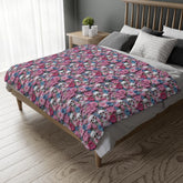 Skull & Floral Velveteen Blanket, Two- Sided Cozy Throw for Home Decor, Perfect for Halloween, Day of the Dead, Gothic Style, Unique Gift