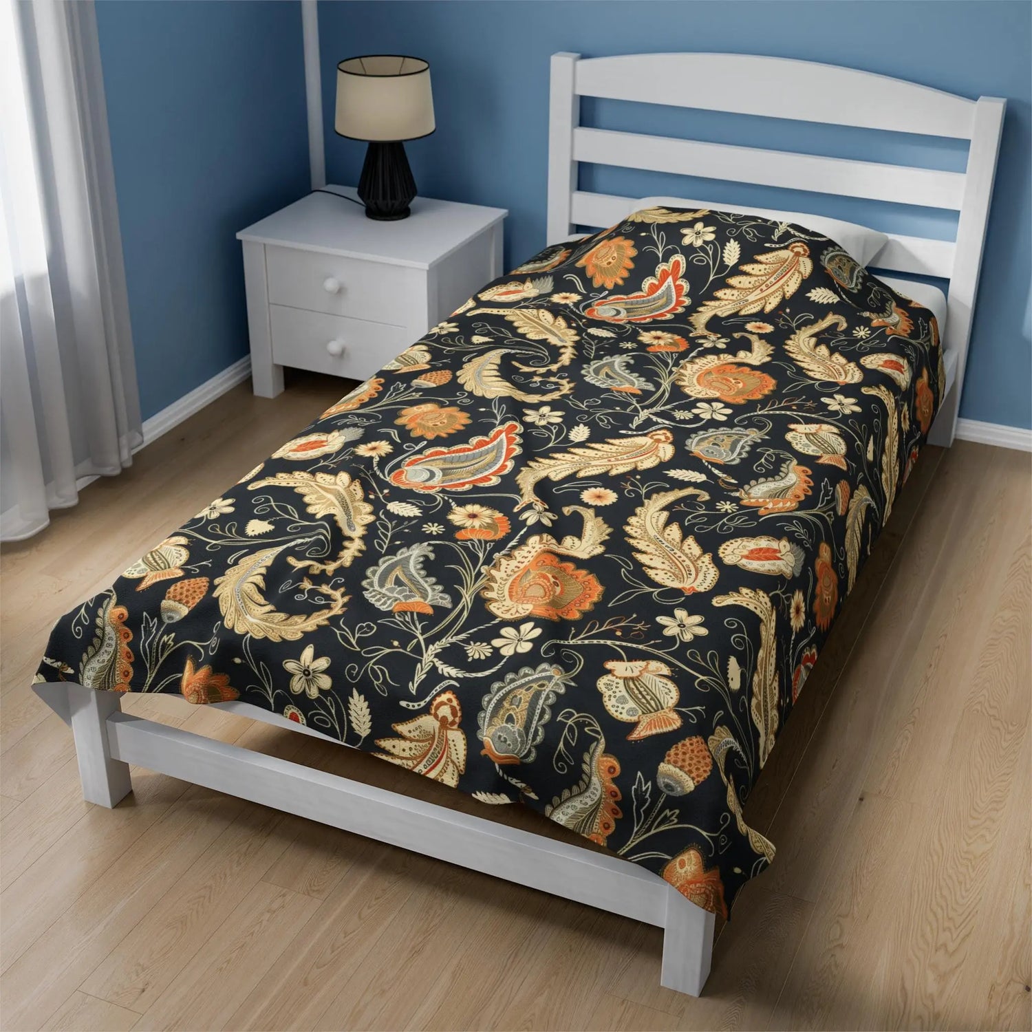 Bohemian Paisley Velveteen Plush Blanket, Cozy Throw for Home Decor, Stylish Gift, Bedroom Accent, Perfect for All Seasons