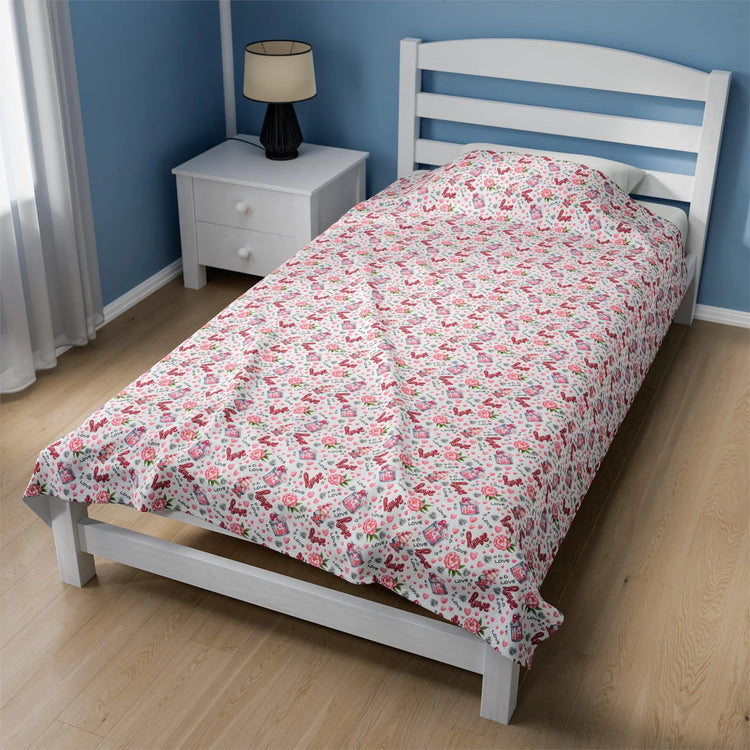 Valentines PrintVelveteen Plush Blanket, Cozy Throw, Soft Bedding, Home Decor, Perfect for Picnics, Gifts for Her, Bedroom