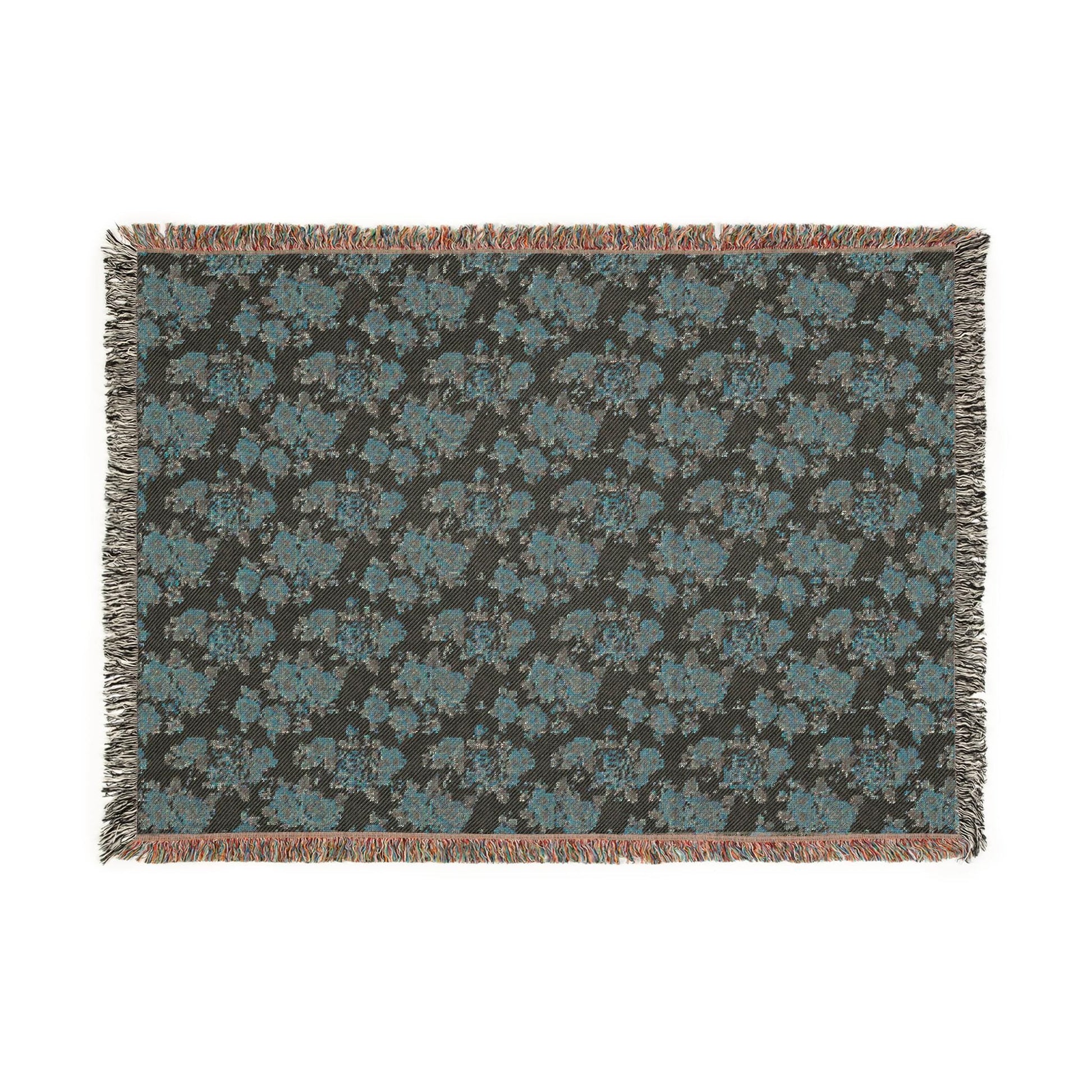 Cozy Woven Blanket, Warm Floral Throw for Home Decor, Blanket for Picnics, Gift for Her, Boho Bedroom Accessory