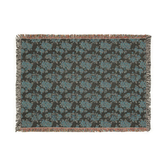 Cozy Woven Blanket, Warm Floral Throw for Home Decor, Blanket for Picnics, Gift for Her, Boho Bedroom Accessory