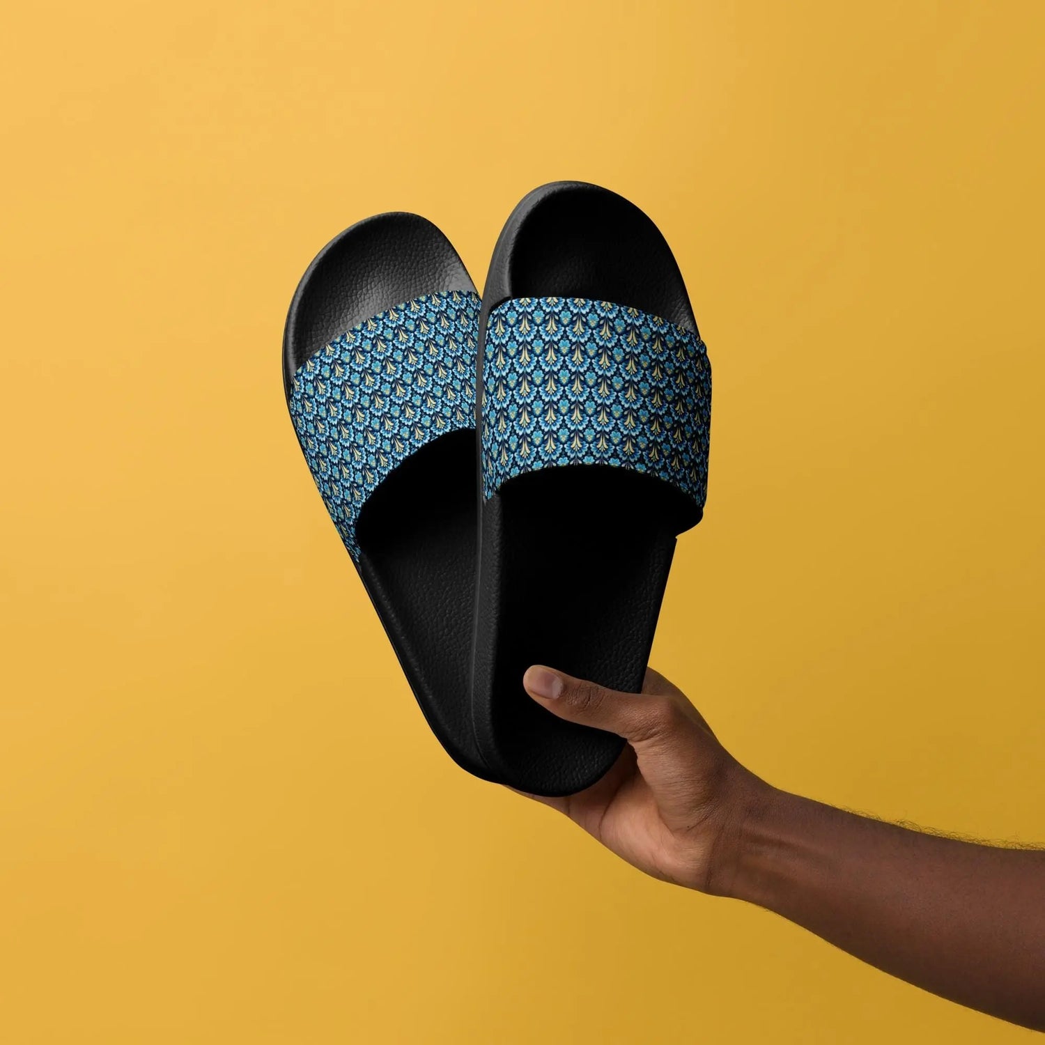 Modern Geometric Blue Slides for Men – Stylish Casual Slide Sandals, Trendy Non-Slip Pool Shoes, Comfortable Summer Slippers